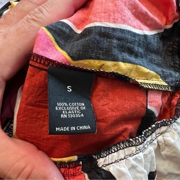 TRACEE ELLIS ROSS Beautiful Ruffled Tropical Maxi Dress - Picture 5 of 5